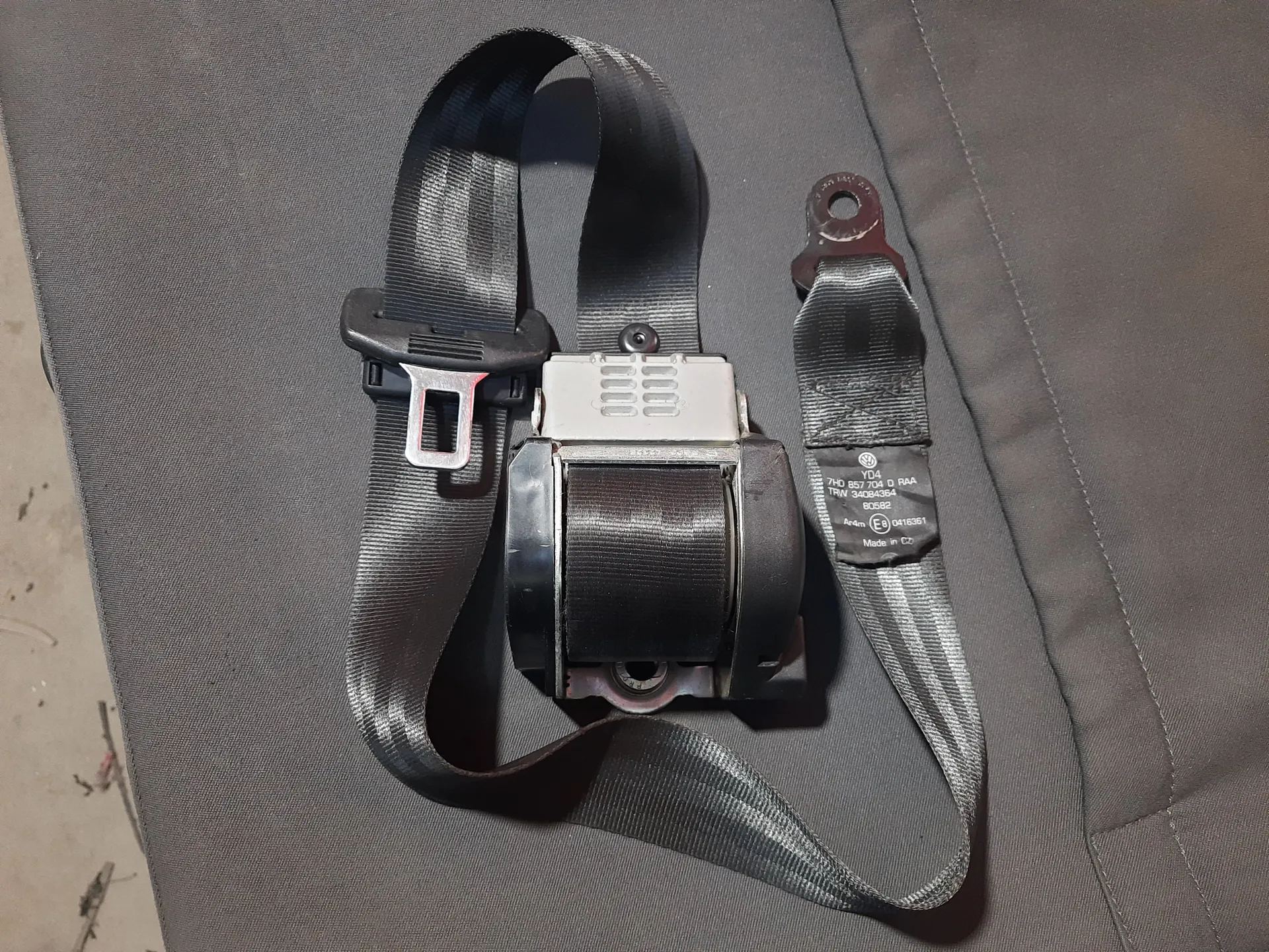 Transporter 2 li koltuk orta kemer 