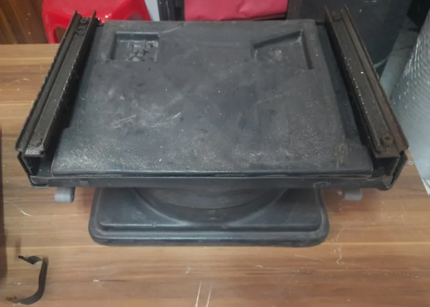 Tekli koltukları 360 derece dönerli yapmak için kullanılır